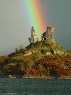 Caisteal Moal, c. 1490, ancient seat of MacKinnon Clan, Isle of Skye