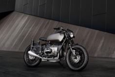 
                        
                            ER Voltron: A BMW R69S for the future
                        
                    