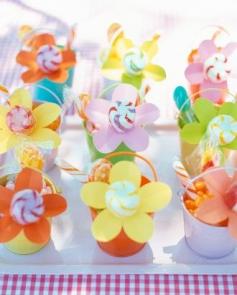 See the "Flower Power Favors" in our Kids' Party Favors gallery