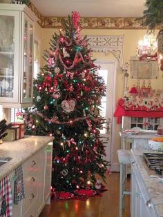 
                        
                            Love!!!!Kitchen Christmas Tree!!!
                        
                    