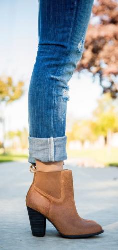 
                        
                            Ankle Boots and Rolled up Jeans
                        
                    