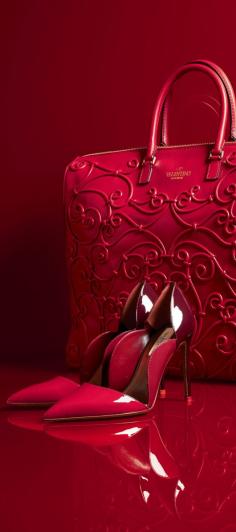 
                        
                            Valentino Tote and Pump
                        
                    