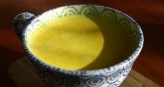 “Golden Milk” is a beautiful, tasty and incredibly healthy drink especially suitable for drinking in the evening, and the benefits are outstanding. The main ingredient in this recipe is turmeric. The turmeric contains curcumin, polyphenol identified as the essential active ingredient, which reaches over 150 potential therapeutic activity, and includes antioxidant, anti-inflammatory and anti-cancer properties. […]