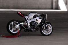 Turn your CBR1000rr into a “cafe fighter”