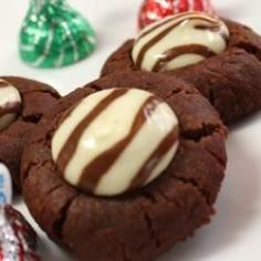 
                    
                        Chocolate Zebra Cookies - can use mint Hershey's kisses too
                    
                