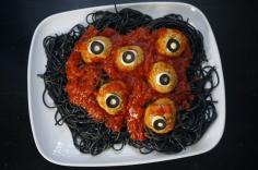 
                        
                            6 creepy Halloween dinner ideas for the kids: Halloween "Worm and Eyeball" Spaghetti and Meatballs
                        
                    