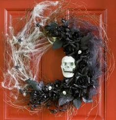 
                        
                            I LOVE this Halloween wreath!
                        
                    