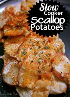 
                    
                        Slow Cooker Scalloped Potatoes - I need to try this asap!
                    
                