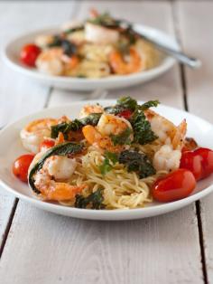 Shrimp & Bacon Pasta with Crispy Kale. A simple, hearty pasta your whole family will love  | Betsylife.com
