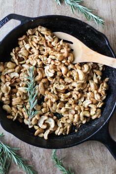 
                    
                        Maple and Rosemary Toasted Cashews - sugar-free and easy to make for the holidays
                    
                
