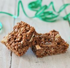 
                    
                        Chocolate Peppermint Bark Rice Krispie Treats will take your holiday desserts to the next level!
                    
                