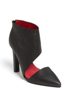 
                        
                            50% OFF Jeffrey Campbell barnes bootie!
                        
                    