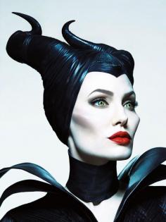 
                    
                        Angelina Jolie's Maleficent makeup artist on creating your own cheekbone magic (plus the MAC Maleficent face chart so you can get the look for your next costume party)
                    
                