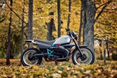 
                        
                            Renard’s Retro-Futuristic BMW scrambler
                        
                    