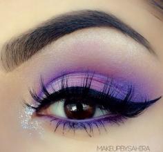 
                    
                        Bright purple with dramatic winged liner  #vibrant #smokey #bold #eye #makeup #eyes #eyeshadow
                    
                