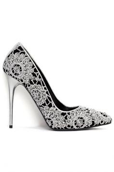 
                    
                        Alexander McQueen Crystal-Embellished Embroidered Pumps Pre-Spring 2014 #Shoes #Heels
                    
                