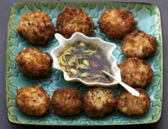 
                    
                        Royal Thai Crab Cakes - crab meat mixed with rice makes for a fluffily crab cake!
                    
                