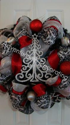 
                    
                        Adventures in Decorating: mesh wreaths
                    
                
