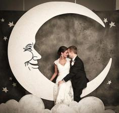 
                    
                        Bride and Groom Paper Moon Photo Booth
                    
                