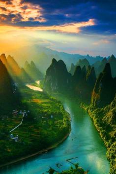 Mount Xiang Gong, Guilin, China﻿ - Beautiful planet Earth's photo on Google+