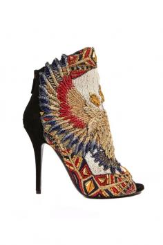 
                    
                        This Balmain shoe is beautiful-I can't imagine actually wearing it, but it's quite a work-of-art
                    
                