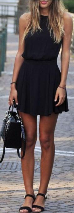 
                    
                        Street style | Little black dress, flats.
                    
                