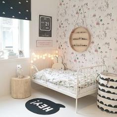 
                    
                        love this girls room...
                    
                