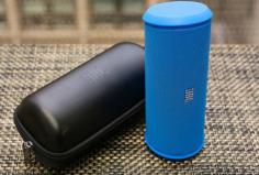 
                    
                        JBL Flip 2
                    
                