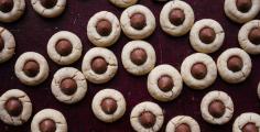 
                    
                        Peanut Butter Blossoms | SAVEUR
                    
                