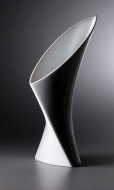 
                    
                        Fred Bould | Torso Vase Nambé
                    
                