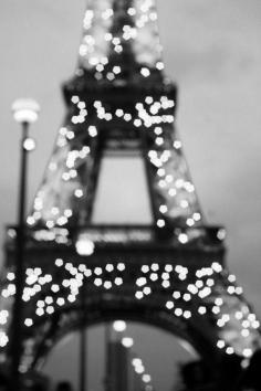 
                    
                        Eiffel Tower in lights
                    
                
