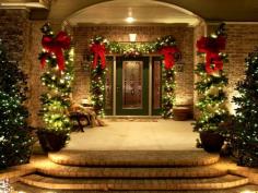 
                    
                        I absolutely LOVE this. Total fan of classic and elegant Christmas decor
                    
                
