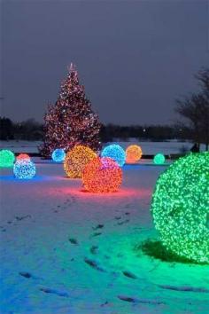 
                    
                        Creative Outdoor Christmas Lights • Lots of Great Ideas & Tutorials!
                    
                