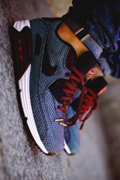 
                    
                        Nike Air Max Lunar 90 'Suit & Tie' Zig Zag - SOLETOPIA
                    
                