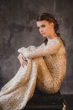 
                    
                        20 Long Sleeve Wedding Gowns: Luisa Beccaria
                    
                