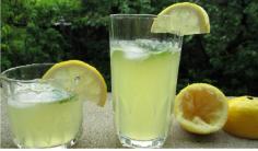 
                    
                        Lemonade Diet lasts 10-14 days. For two weeks, you can lose up to 19 pounds of excess weight. The basic principle of lemonade diet is a cleansing of toxins from bad lifestyle and rapid weight loss....
                    
                