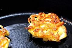 
                    
                        I grew up wth potato pancakes.... love them!!!  Check out the recipe.
                    
                