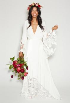 
                    
                        20 Long Sleeve Wedding Gowns: Stone Fox Bride
                    
                