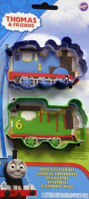 
                    
                        Thomas the Train Cookie Cutters for favor bags and sandwiches.
                    
                