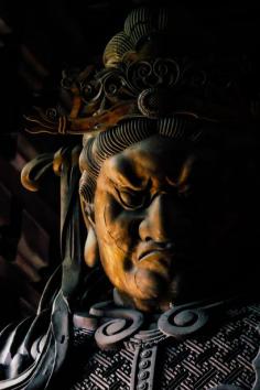 
                    
                        Japanese Tamonten statue 多聞天 - The characters mean "Much hearing god" or "Deity who hears much".
                    
                
