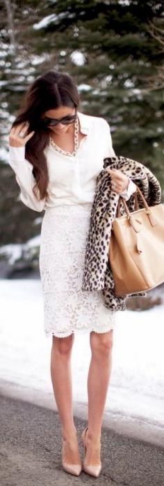 
                    
                        White lace pencil skirt
                    
                