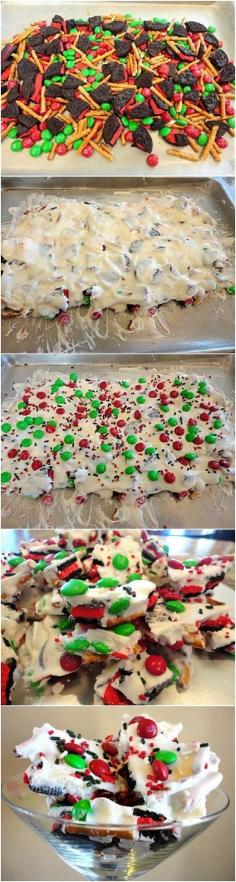 
                    
                        Christmas Cookie Bar ~ When it is a matter of Christmas cookies recipes sometimes you just need something easy as well as delicious and that look nice. These Christmas Cookie Bars are simple and great to make with children.
                    
                