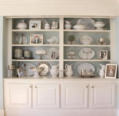 
                    
                        Decoarte bookshelves using a theme - from Vintage American Home
                    
                