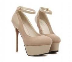 
                    
                        sexy nude platform heel ♥
                    
                