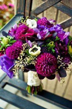 
                    
                        Ah! A bouquet in shades of purple and plum is perfect for fall! {Sweet Pea Floral Design}
                    
                