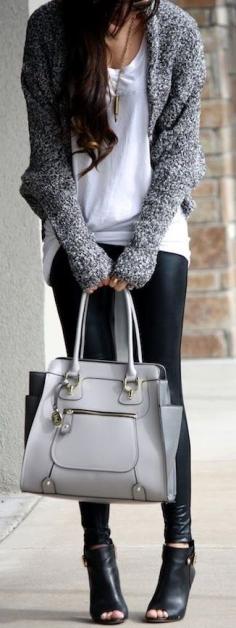 Fashion Estate - Robyn Stewart | White tee - dark/black leather pants - grey sweater - heels - grey bag | Spring / Fall