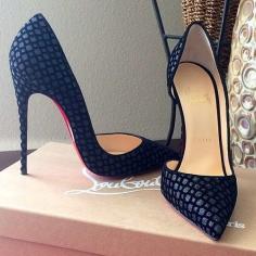
                    
                        Louboutin high heel shoes fashion
                    
                