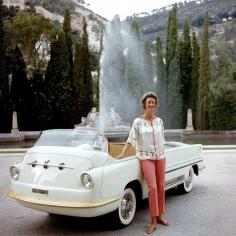 
                    
                        via @THESELVEDGEYARD's @Instagram | Lapo Elkann's stylish grandmother with an amazing Fiat #fiat #Italy #retro #cars #1960s #60s
                    
                
