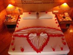 
                    
                        Valentine Bedroom Decoration
                    
                