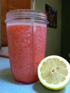 
                    
                        Strawberry-Lemon Detox Drink ~works well, makes you feel less bloated 1 cup of fresh or frozen strawberries 1/4 of a lemon or 2 tbsp of lemon juice if you don’t have a lemon 1/2 cup cold water 5 ice cubes 1 tbsp Honey. yum.
                    
                